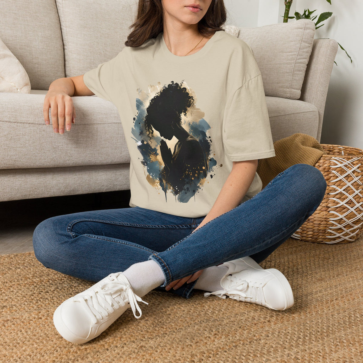 Faith & Prayer Women’s Graphic T-Shirt – Inspirational Christian Tee